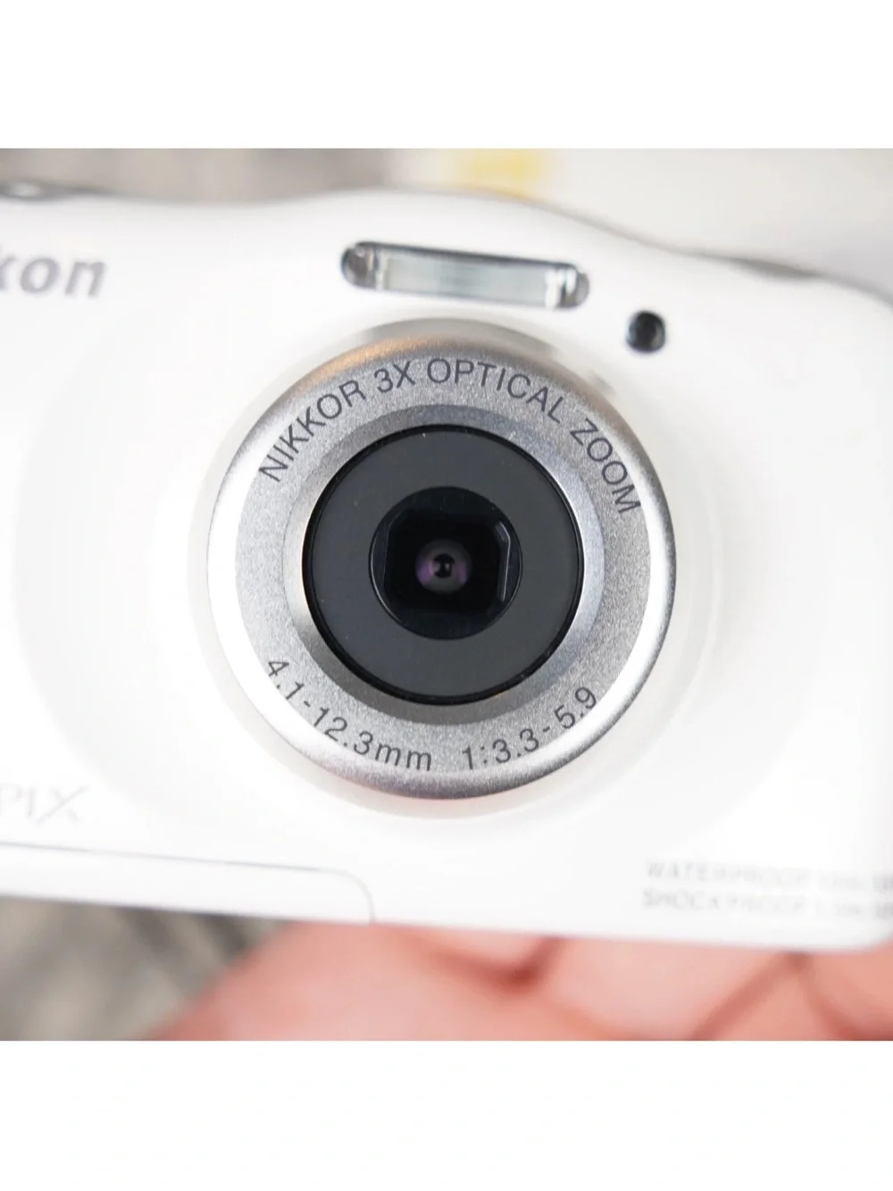 Nikon COOLPIX S33 13.2MP Waterproof Digital Camera With Box Tested Working